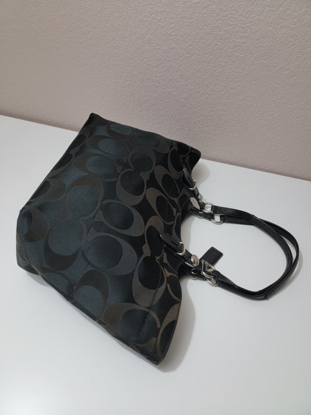 Coach Signature Sateen Tote Black Brown Large Shoulder Bag Purple Lining F16175 - Picture 4 of 11